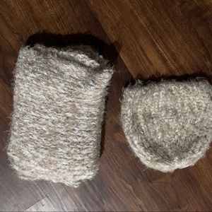 Tan Sonoma Loose Knitted Hat and Infinity Scarf Bundle